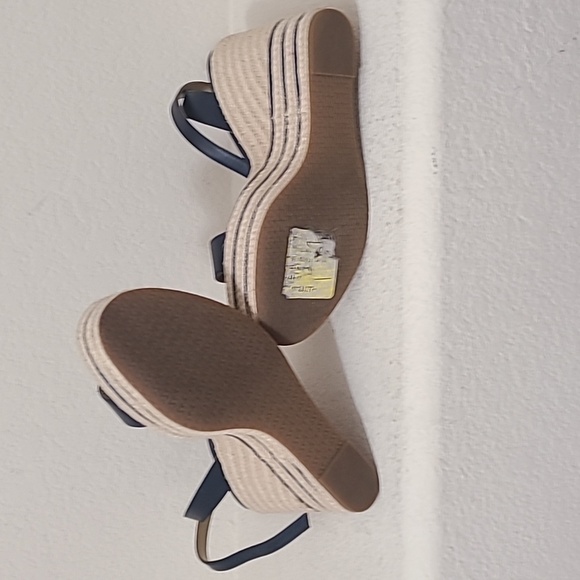 Michael Kors Navy Wedges - Picture 6 of 6